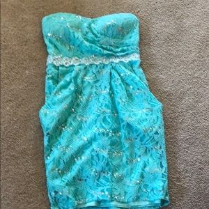 Strapless dress WITH POCKETS!!!